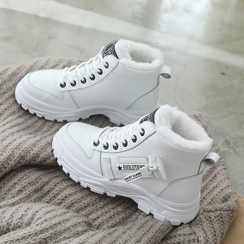 Naomie - Trendy Classic Boots